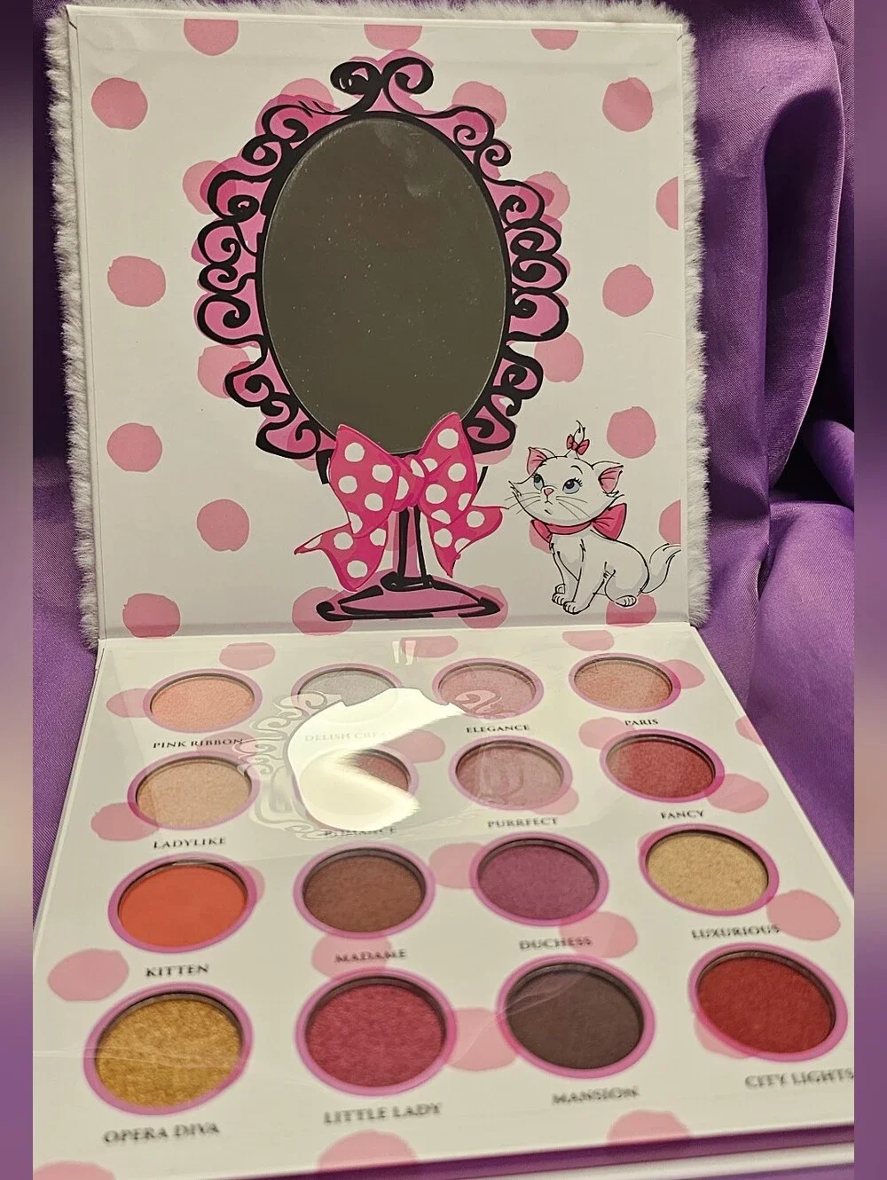 Furry disney aristocats eyeshadow pallet